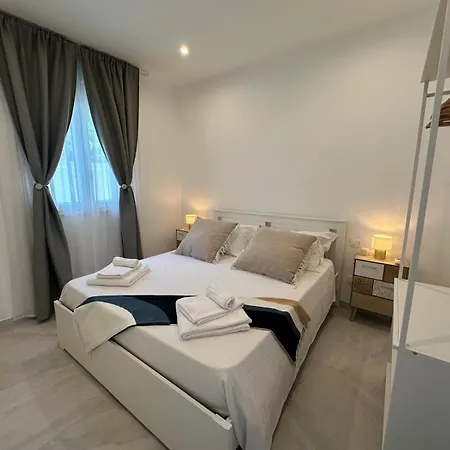 Apartment Kennedy A 20 Mt Dal Mare Santa Maria Del Focallo