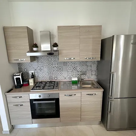 Kennedy A 20 Mt Dal Mare Apartment Santa Maria Del Focallo