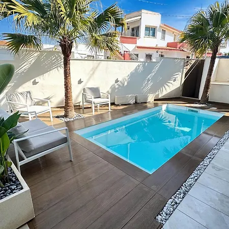 Kennedy A 20 Mt Dal Mare Apartment Santa Maria Del Focallo